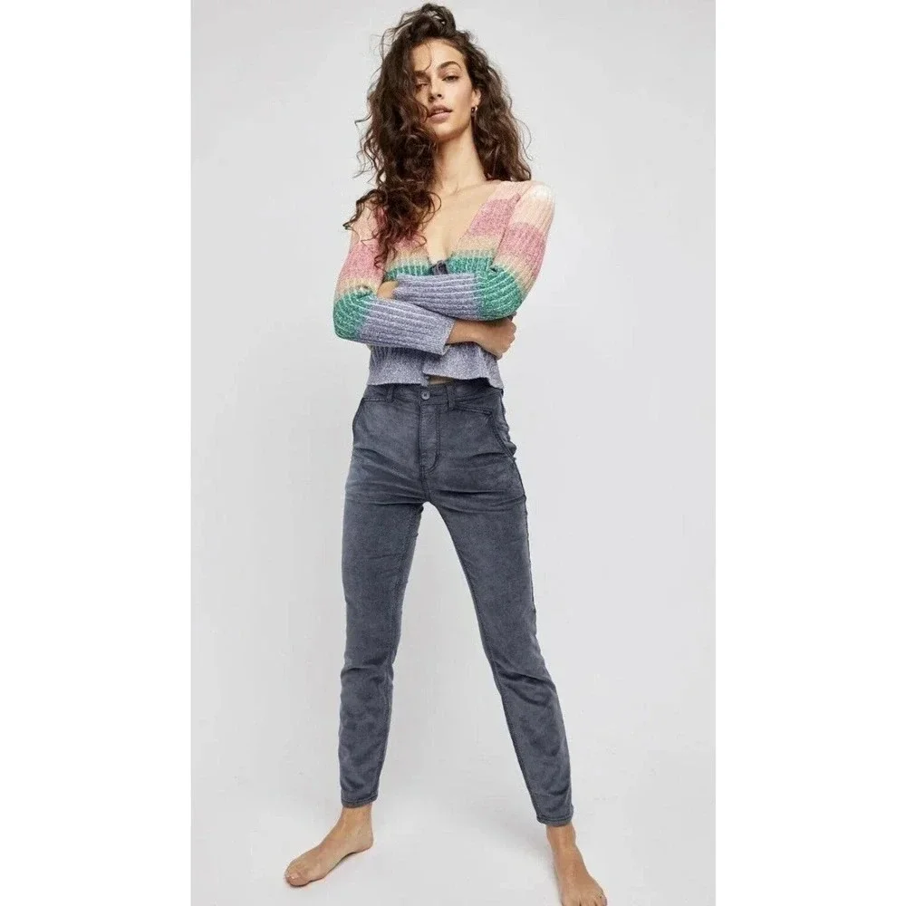Free People Women's Fine Line Straight Leg Crop Jeans Black Corduroy Size 4 New